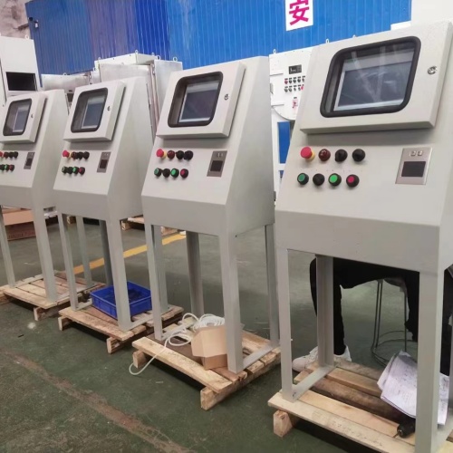 ���R����������늹�